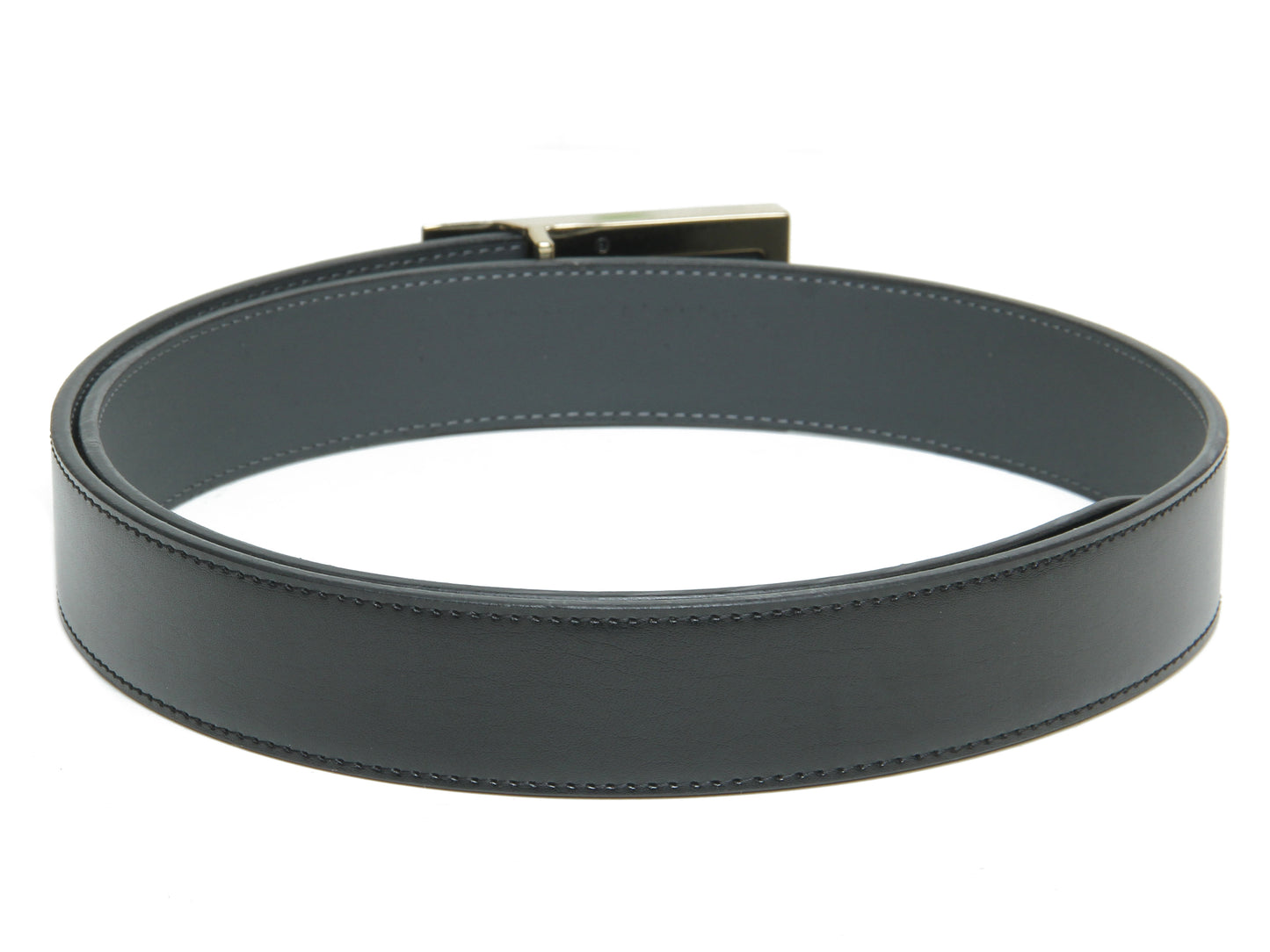 Men Black Textured Casual PU Belt, With a Slider Buckle Closure